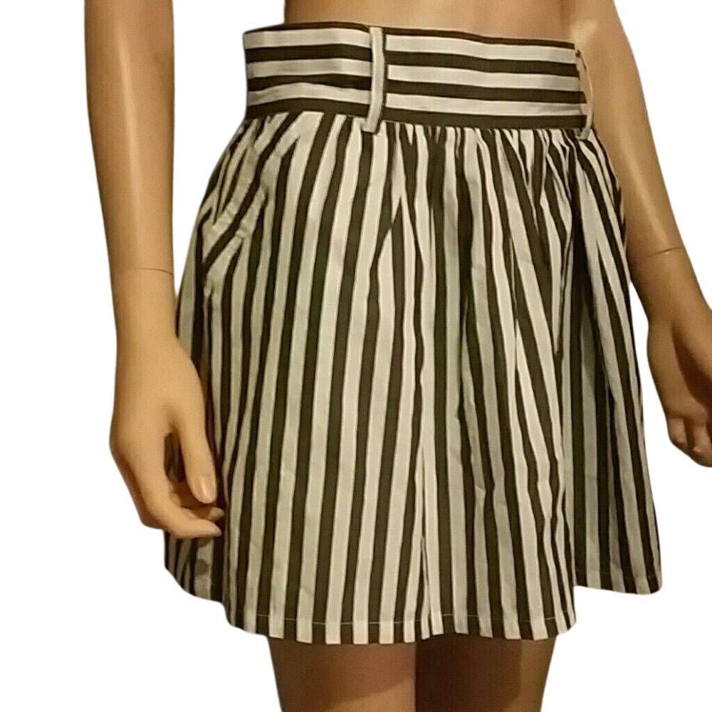 xxi black & white stripped skirt M